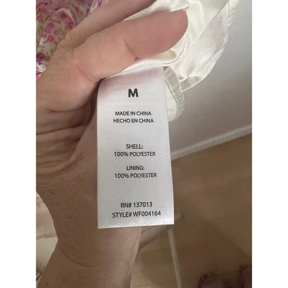 Wildfox Floral Ruffle Blouse M White Pink Romantic Cottagecore Top NWT - Picture 8 of 9